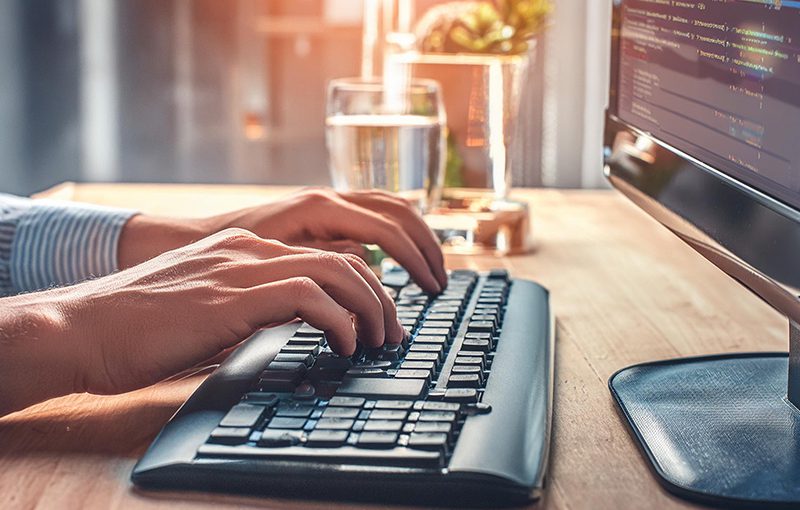 OCBC 初級員工如何利用 CRM 商業軟件提升表現