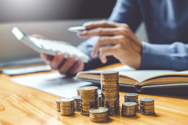 Why Are AI Agents Pivotal for Hong Kong’s Import/Export Industry?