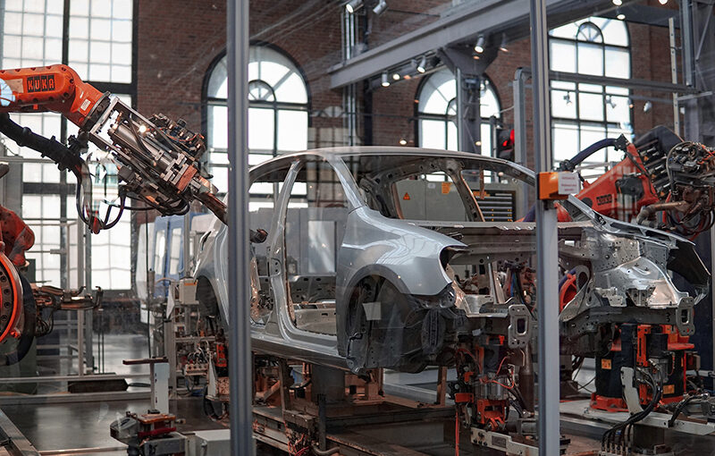 How Can HCM Revolutionize Hong Kong’s Automotive Industry Challenges?