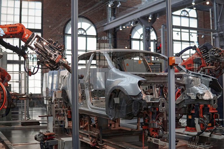 AI Transforming Hong Kong’s Automotive Industry: Key Strategies for Success