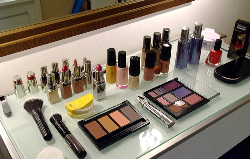 AI and ERP Transform Hong Kong’s Cosmetics Industry Amid Market Challenges