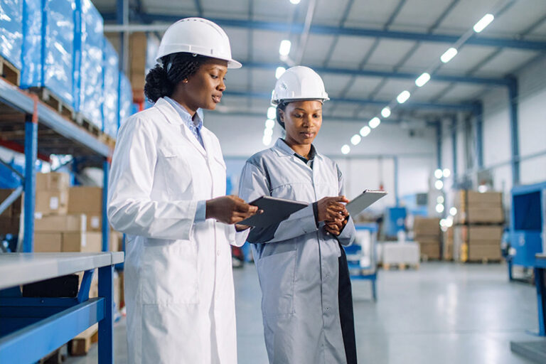 How Can HCM Overcome Payroll Challenges in Hong Kong’s Plastics Industry?